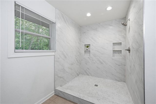 1029 Woodlawn Drive, Cleveland, GA 30528