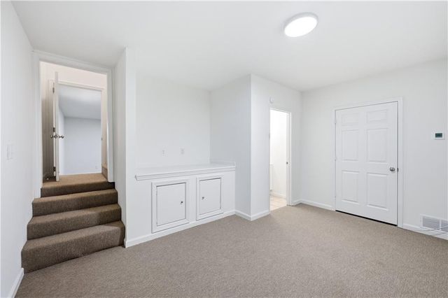 1029 Woodlawn Drive, Cleveland, GA 30528