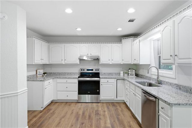 1029 Woodlawn Drive, Cleveland, GA 30528