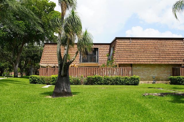 1905 19th Lane, Greenacres, FL 33463