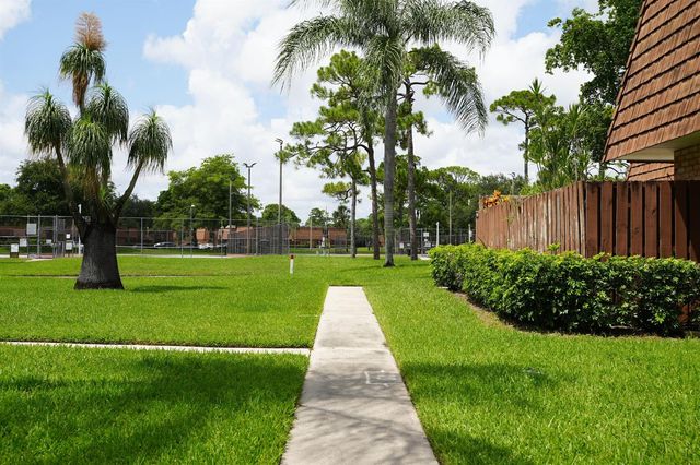 1905 19th Lane, Greenacres, FL 33463