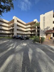 1811 Sabal Palm Dr 206, Davie, FL 33324