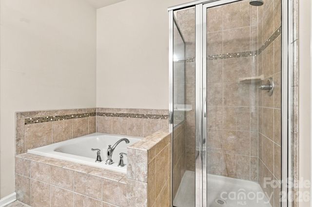 9607 Springholm Drive, Charlotte, NC 28278