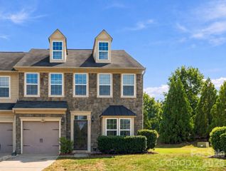 9607 Springholm Drive, Charlotte, NC 28278