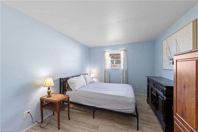 1931 NE 14th TER, Cape Coral, FL 33909