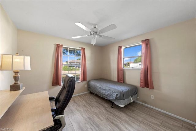 1931 NE 14th TER, Cape Coral, FL 33909