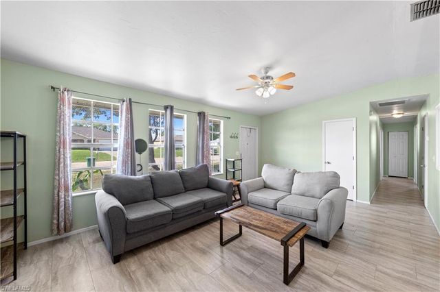 1931 NE 14th TER, Cape Coral, FL 33909