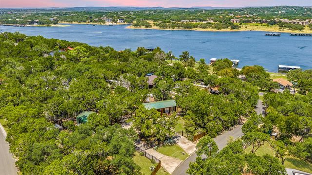 20800 W Colorado DR, Spicewood, TX 78669