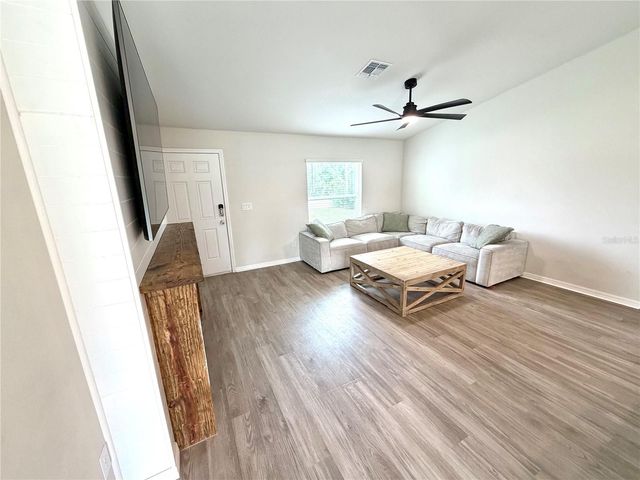 11034 CARNEGIE AVE., Englewood, FL 34224