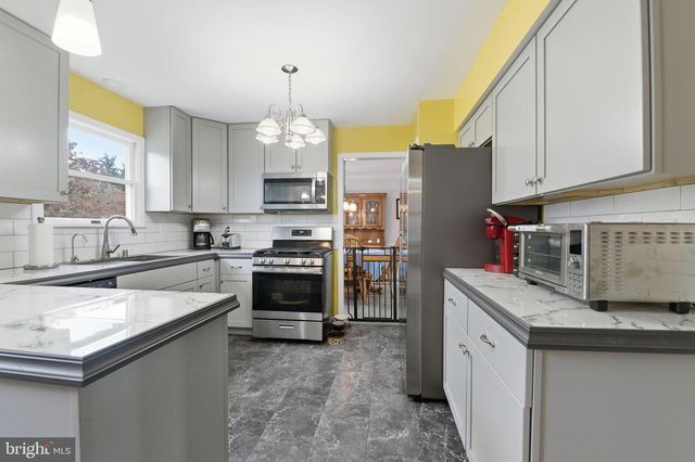 43 ASHFIELD DR, Littlestown, PA 17340