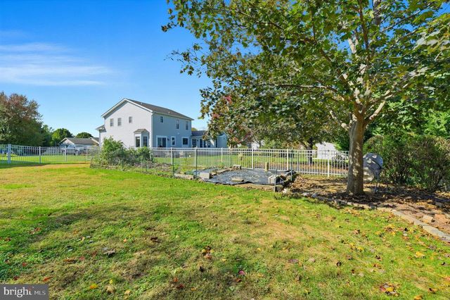 43 ASHFIELD DR, Littlestown, PA 17340