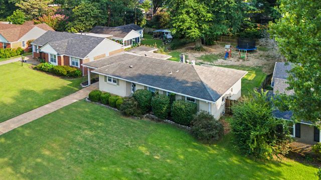 4681 CROSSOVER LN, Memphis, TN 38117