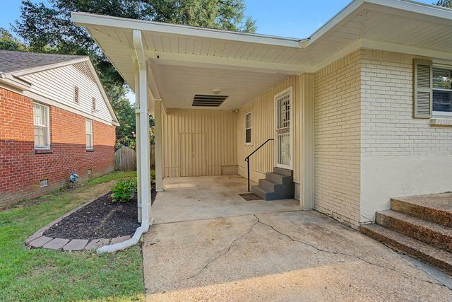 4681 CROSSOVER LN, Memphis, TN 38117
