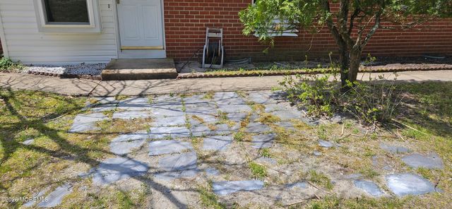 105 D Constitution Boulevard, Whiting, NJ 08759