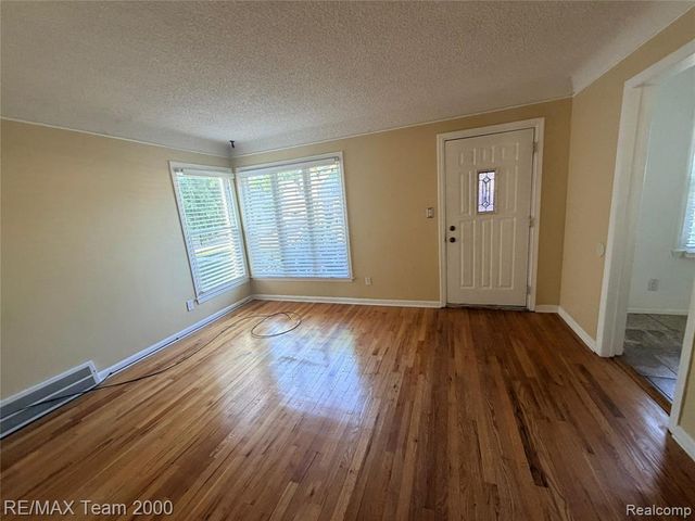 3418 Harding Street, Dearborn, MI 48124