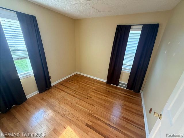 3418 Harding Street, Dearborn, MI 48124