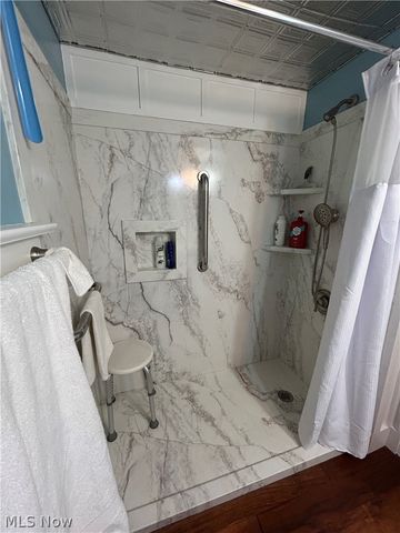 2924 Pease Drive 114, Rocky River, OH 44116