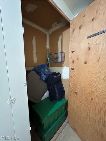 2924 Pease Drive 114, Rocky River, OH 44116