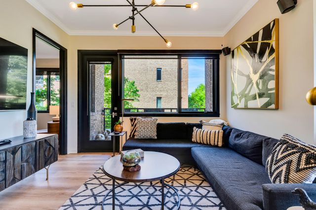 200 Manufacturers Road Apt 345, Chattanooga, TN 37405