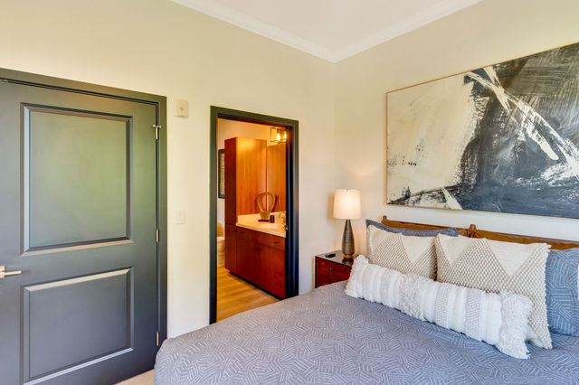 200 Manufacturers Road Apt 345, Chattanooga, TN 37405