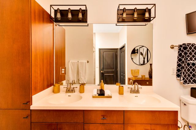 200 Manufacturers Road Apt 345, Chattanooga, TN 37405