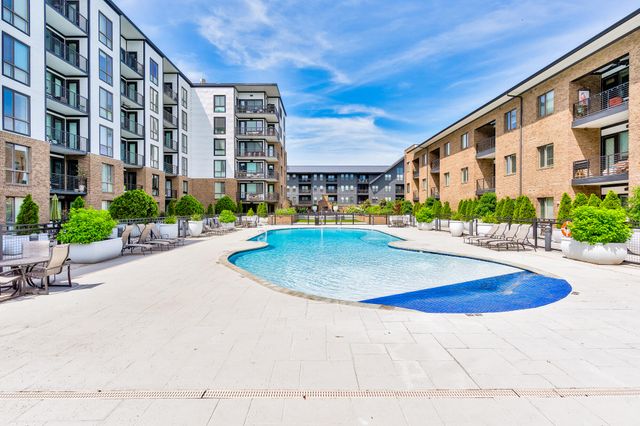 200 Manufacturers Road Apt 345, Chattanooga, TN 37405