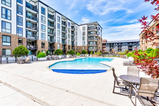 200 Manufacturers Road Apt 345, Chattanooga, TN 37405