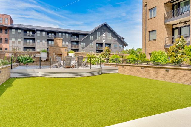 200 Manufacturers Road Apt 345, Chattanooga, TN 37405