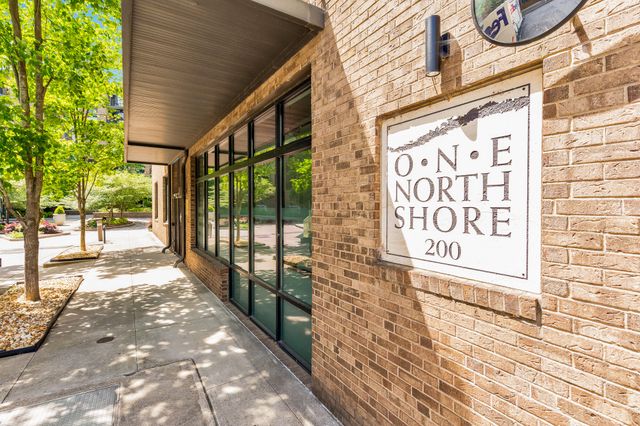 200 Manufacturers Road Apt 345, Chattanooga, TN 37405