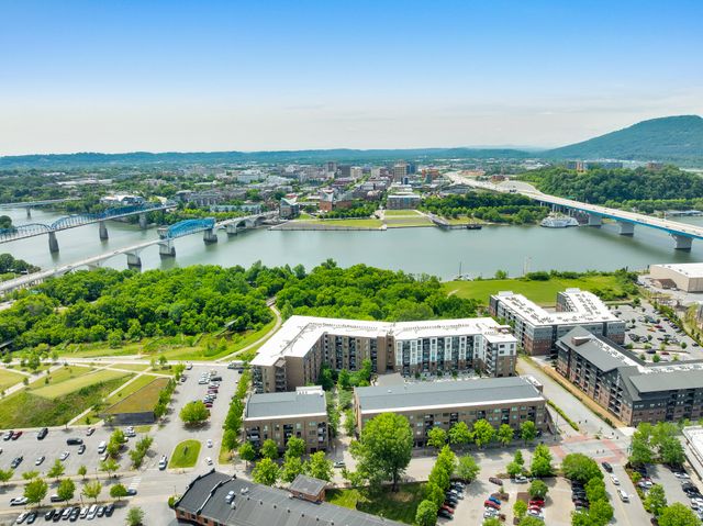200 Manufacturers Road Apt 345, Chattanooga, TN 37405