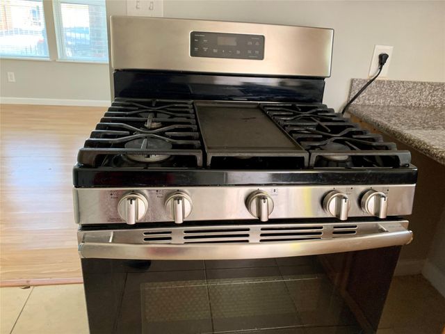 5026 Jefferson Street, Houston, TX 77023