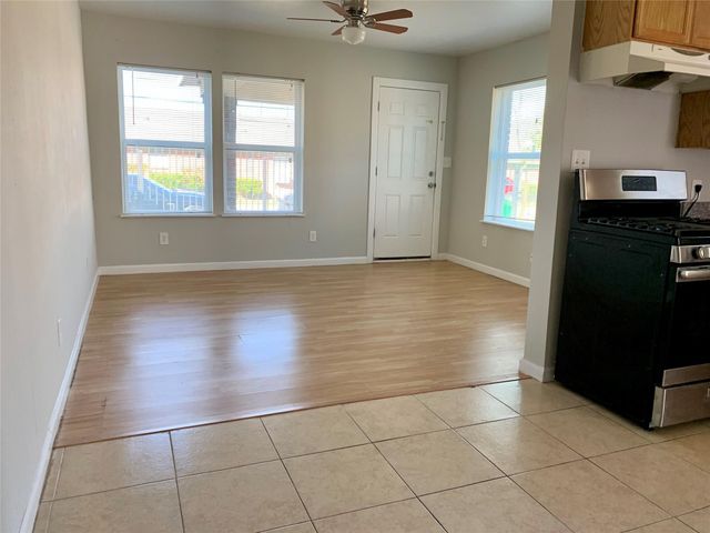 5026 Jefferson Street, Houston, TX 77023