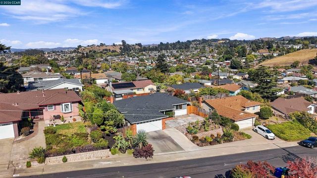 2444 Fitzpatrick St, San Pablo, CA 94806