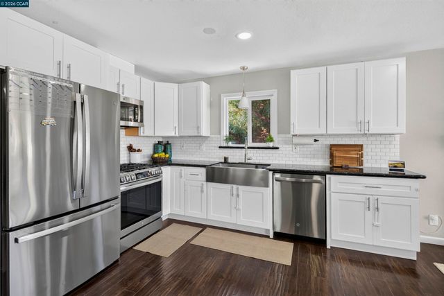 2444 Fitzpatrick St, San Pablo, CA 94806