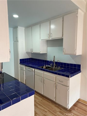5460 White Oak G309, Los Angeles, CA 91316