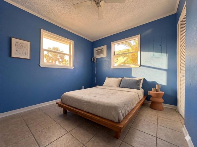 16622 Nassau Way, Jamaica Beach, TX 77554