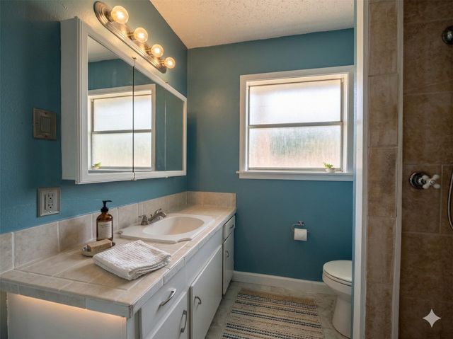 16622 Nassau Way, Jamaica Beach, TX 77554