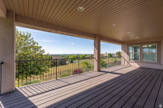 1174 S DEER RIDGE RD, Fruit Heights, UT 84037