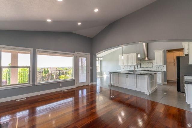 1174 S DEER RIDGE RD, Fruit Heights, UT 84037