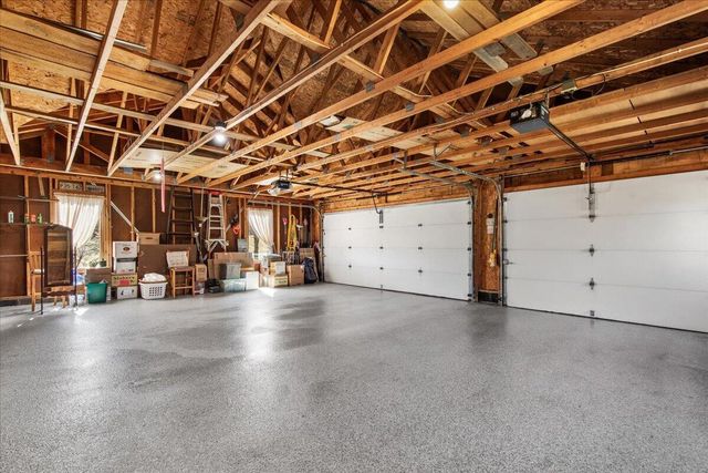 5280 Cherokee COURT, Hartford, WI 53027