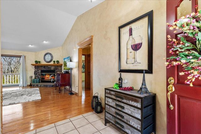 5280 Cherokee COURT, Hartford, WI 53027