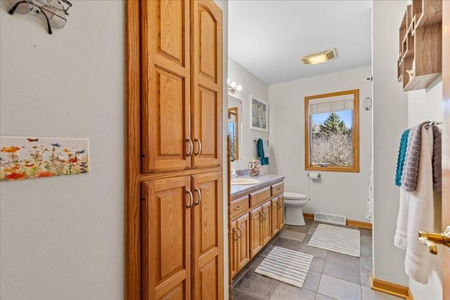 5280 Cherokee COURT, Hartford, WI 53027