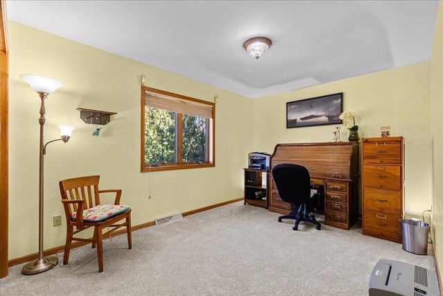 5280 Cherokee COURT, Hartford, WI 53027