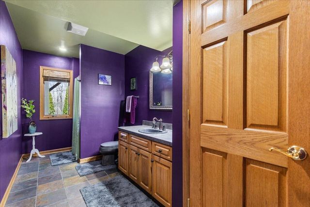 5280 Cherokee COURT, Hartford, WI 53027