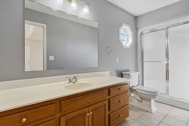 186 Pine Creek Dr, Smithville, TN 37166