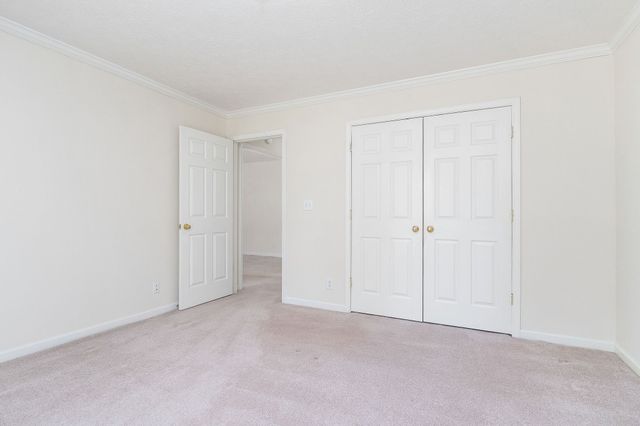 186 Pine Creek Dr, Smithville, TN 37166