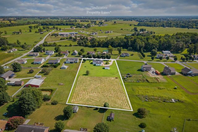 186 Pine Creek Dr, Smithville, TN 37166