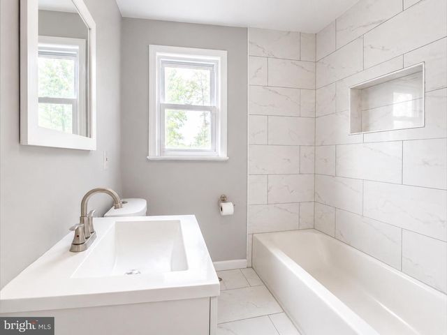 9208 SURRATTS MANOR DR, Clinton, MD 20735