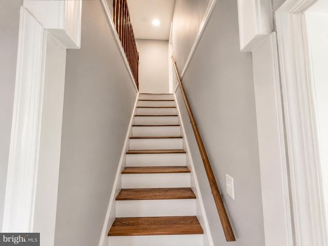 9208 SURRATTS MANOR DR, Clinton, MD 20735