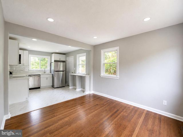 9208 SURRATTS MANOR DR, Clinton, MD 20735